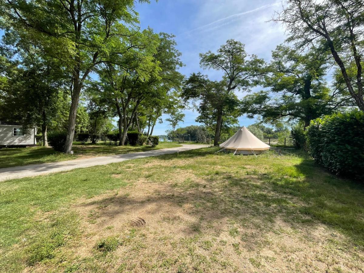Camping Les Portes De Sancerre Saint-Satur Kültér fotó