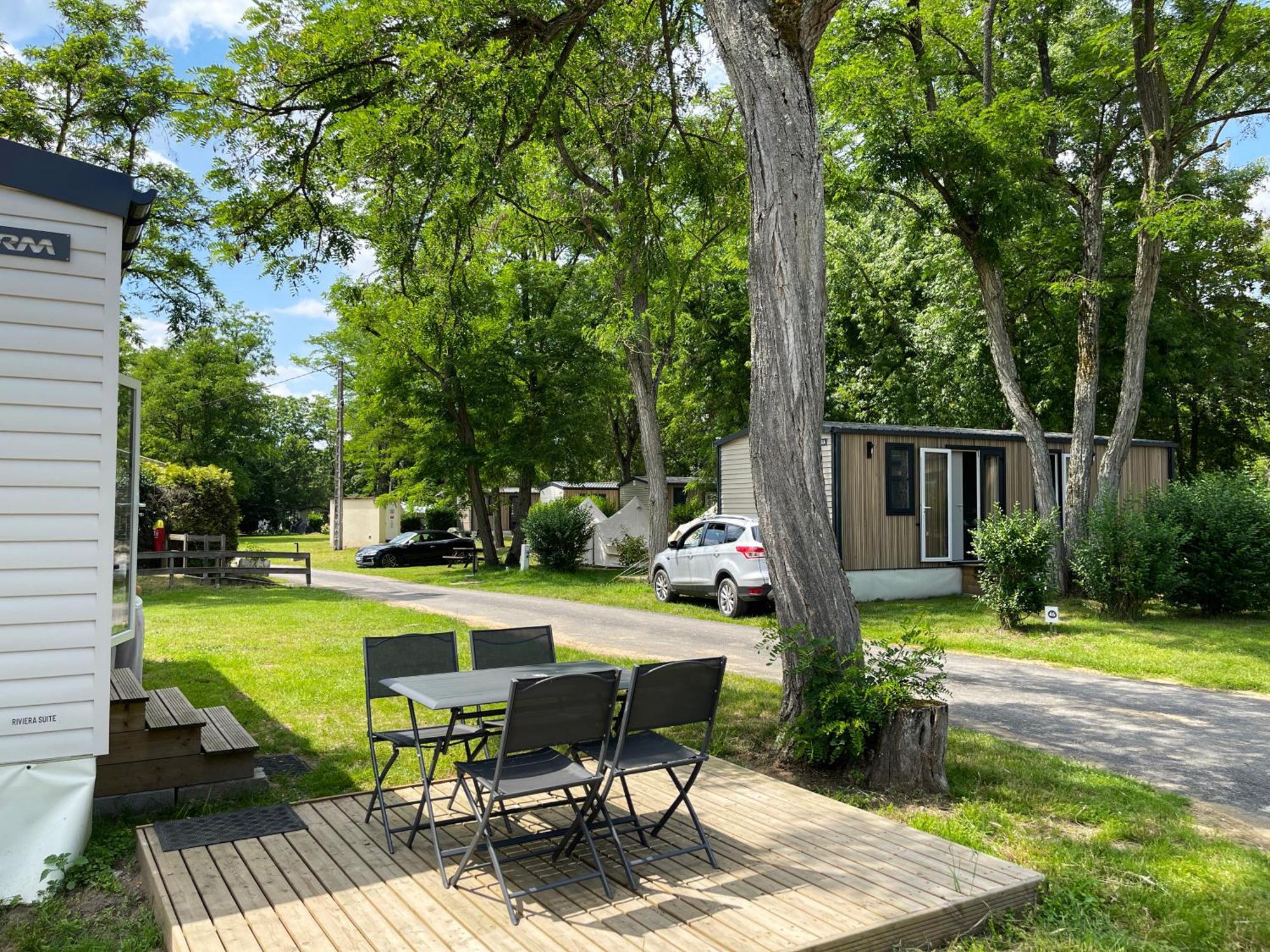 Camping Les Portes De Sancerre Saint-Satur Kültér fotó